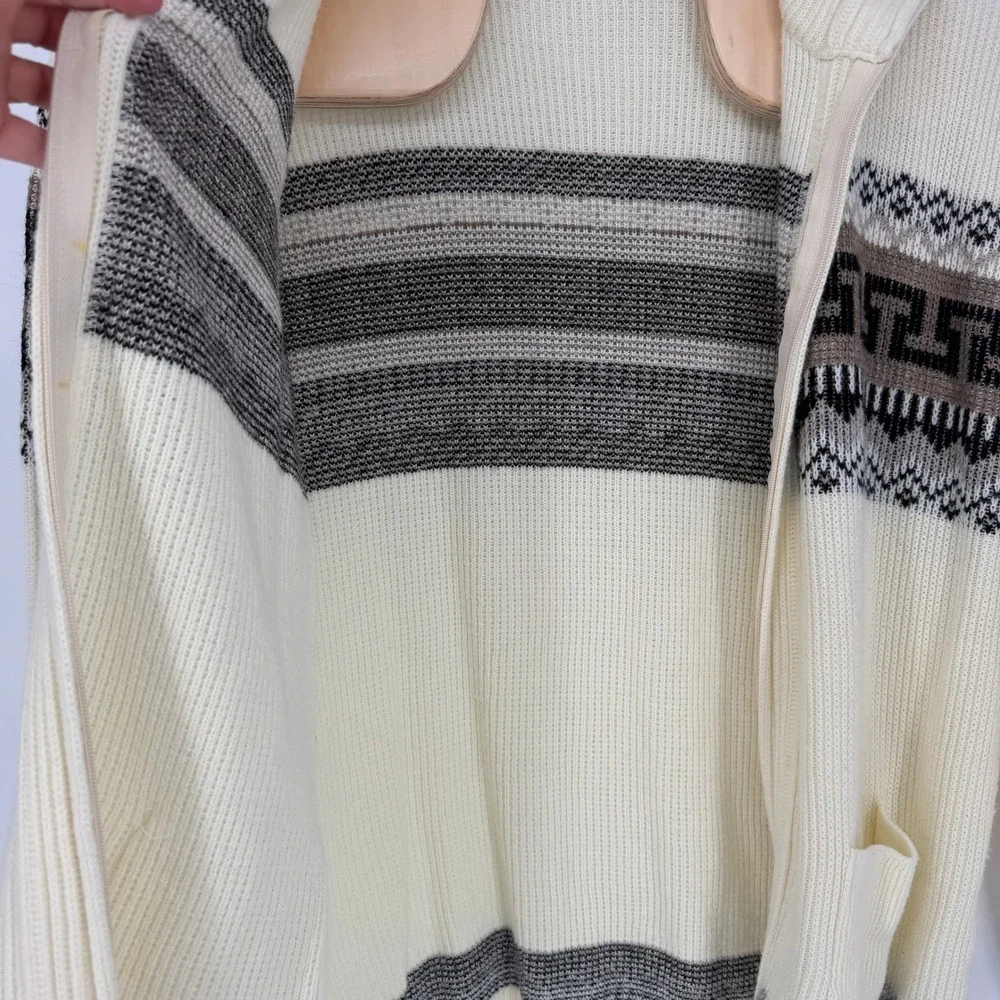 Vintage St Johns Bay Mens Full Zip Cardigan Sweater Cream Greek Key Fair Isle L